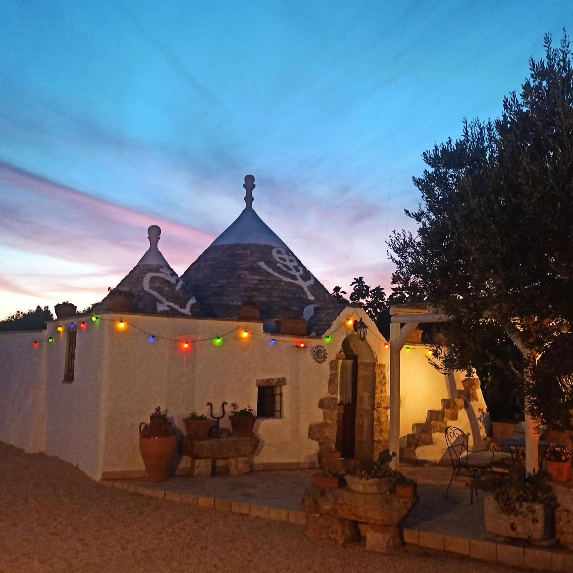 Piccolo Trullo Ostunese Le Jardin De Sophie' Ostuni Exterior foto
